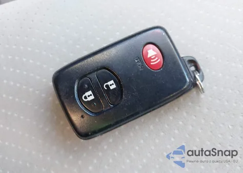 2011 Toyota Prius Two from USA, damaged, VIN JTDKN3DU7B1378533